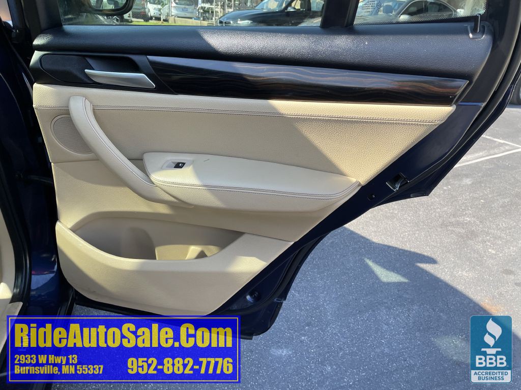 2011 BMW X3 Image 15