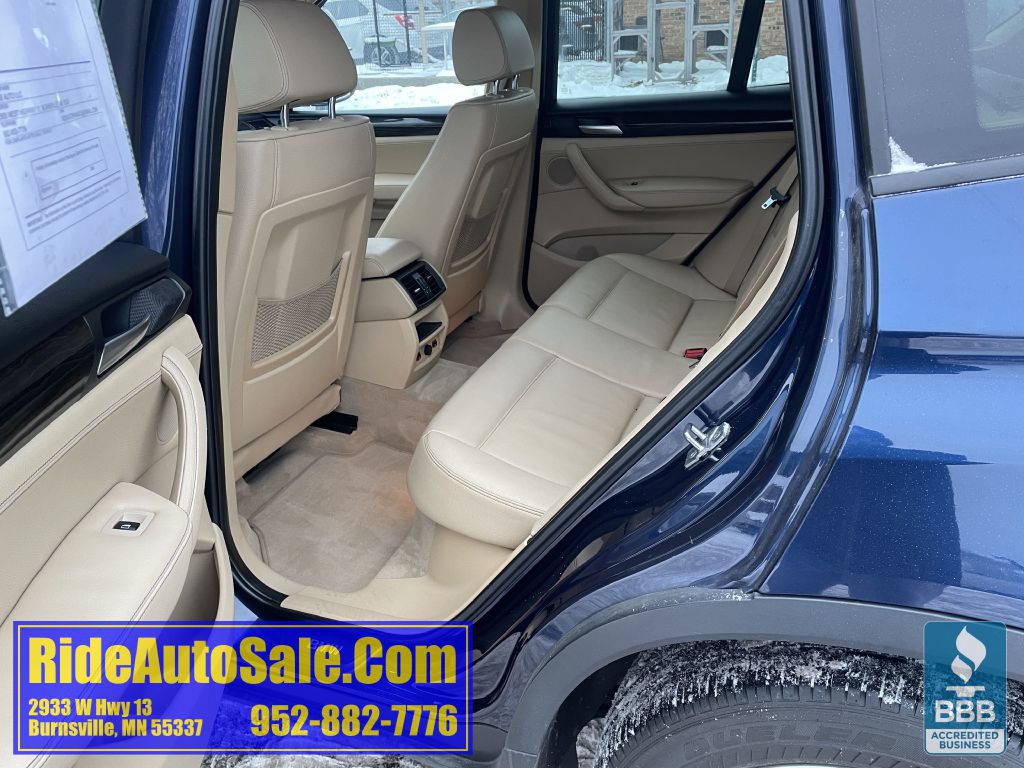 2011 BMW X3 Image 12