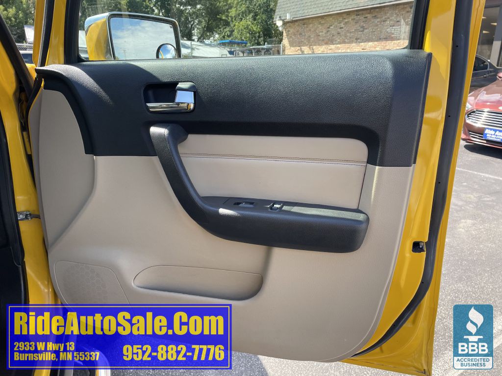 2007 HUMMER H3 Image 13