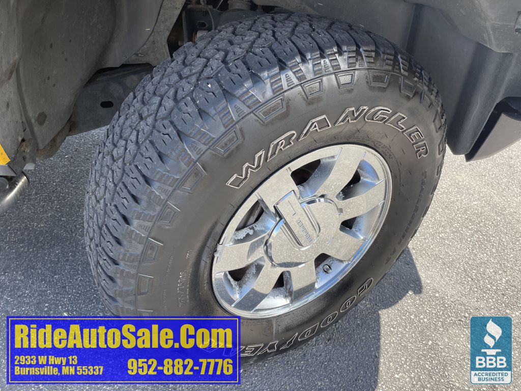 2007 HUMMER H3 Image 26