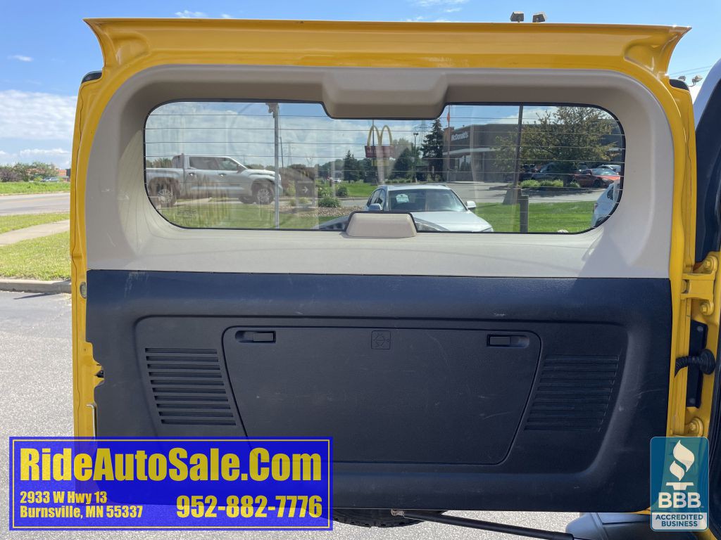 2007 HUMMER H3 Image 30