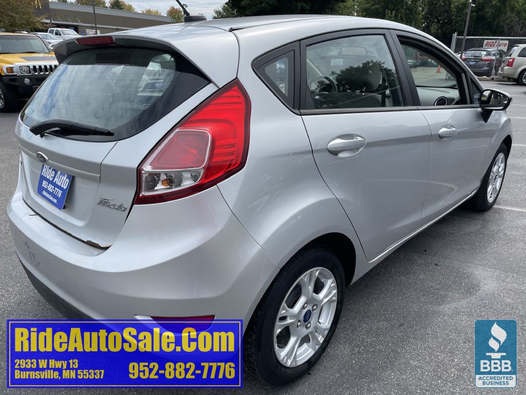 2014 Ford Fiesta Image 5