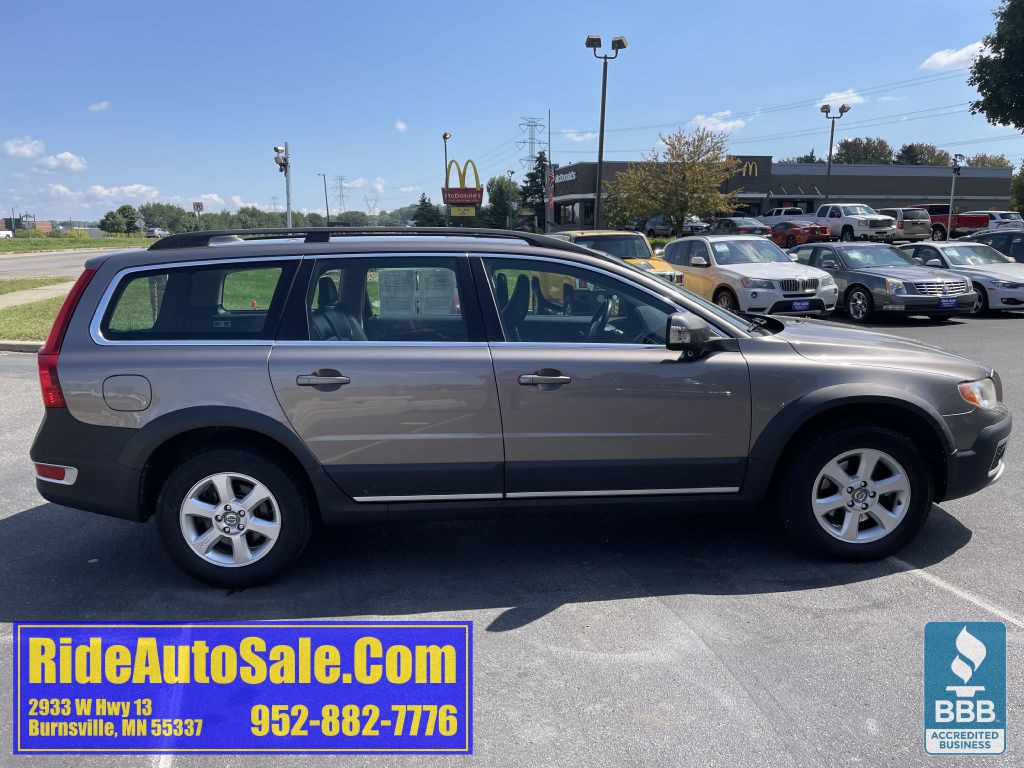 2011 Volvo XC70 Image 4
