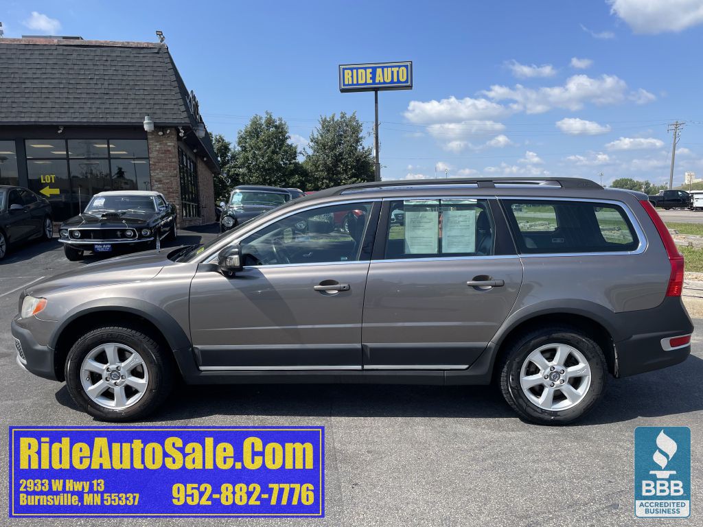 2011 Volvo XC70 Image 8
