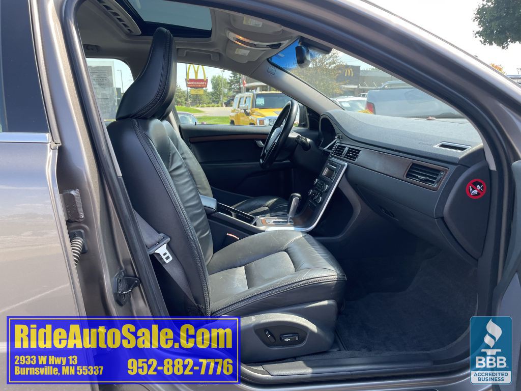 2011 Volvo XC70 Image 14