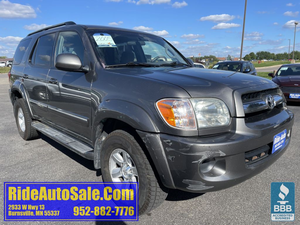 2005 Toyota Sequoia Image 3