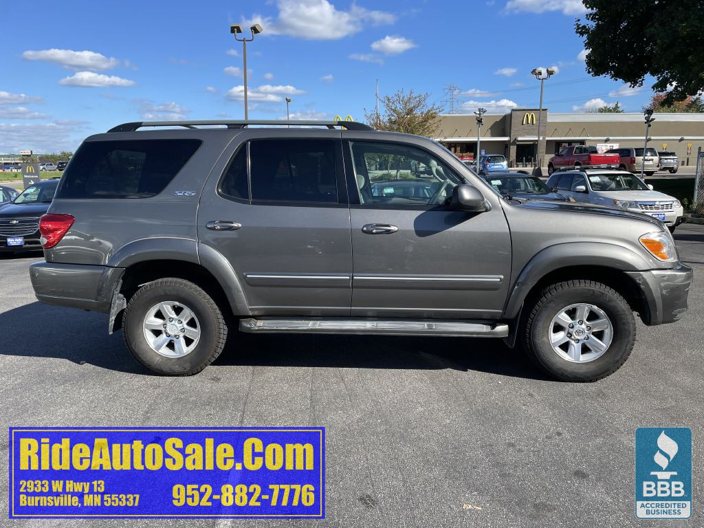 2005 Toyota Sequoia Image 4