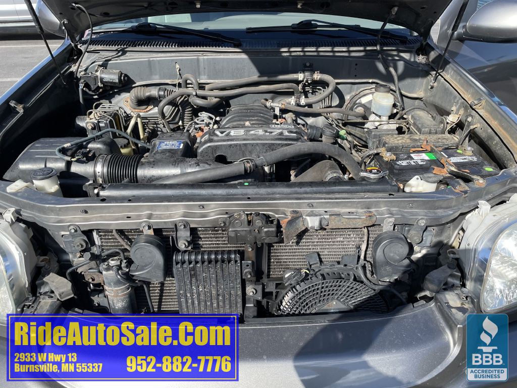 2005 Toyota Sequoia Image 21