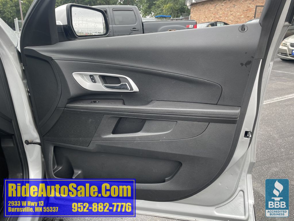 2017 Chevrolet Equinox Image 13