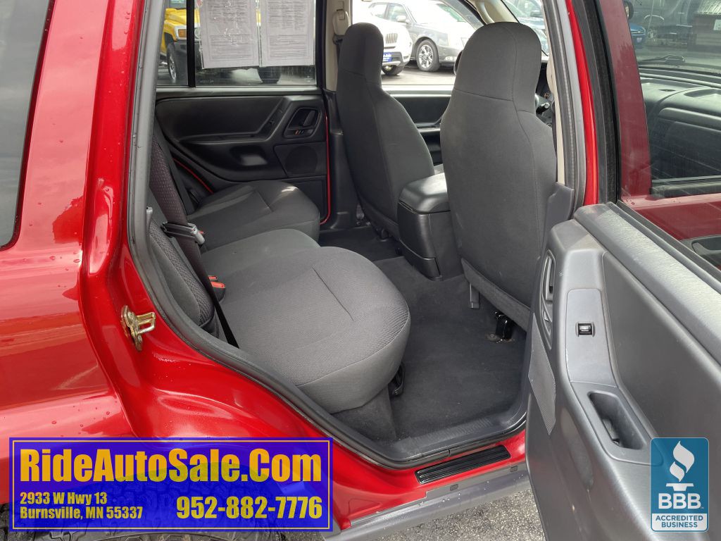 2004 Jeep Grand Cherokee Image 16