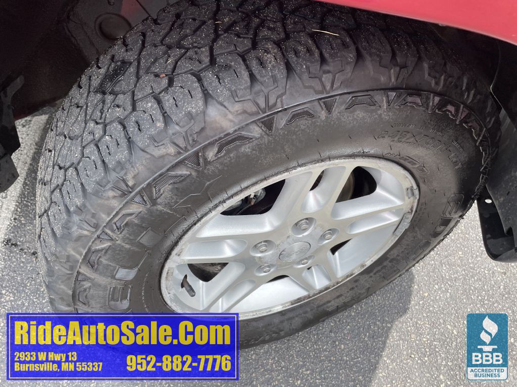 2004 Jeep Grand Cherokee Image 28