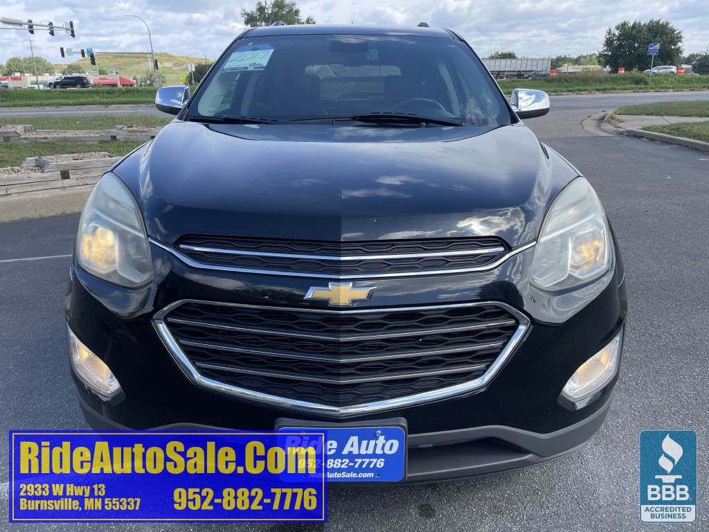 2017 Chevrolet Equinox Image 2