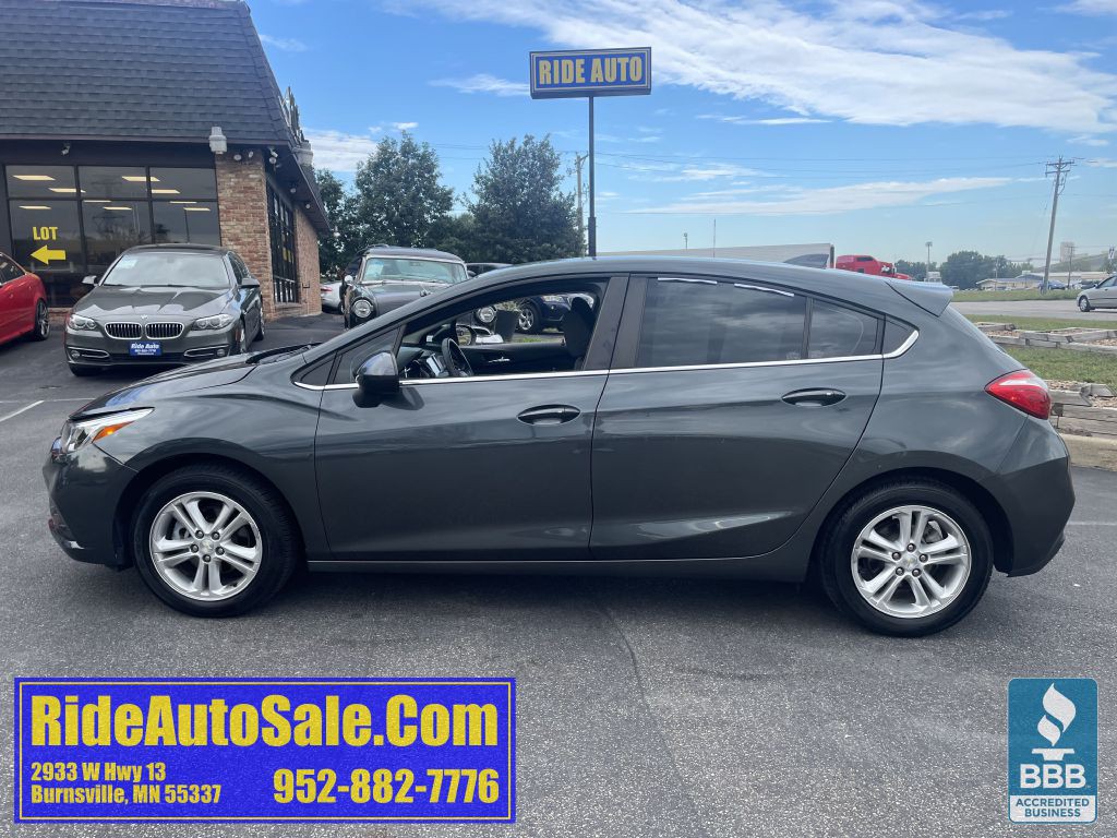 2017 Chevrolet Cruze Image 8