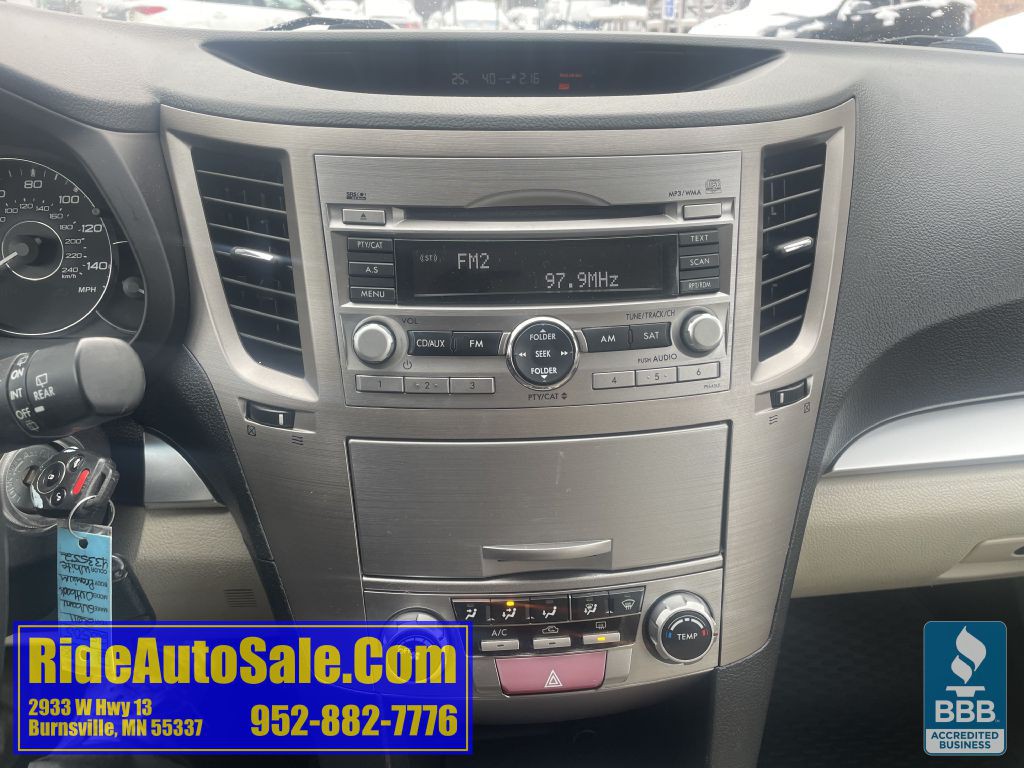 2011 Subaru Outback Image 19