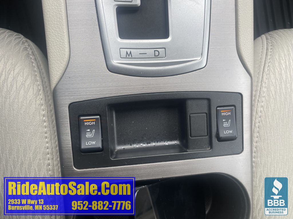 2011 Subaru Outback Image 20