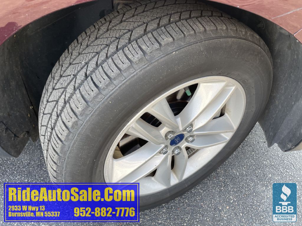 2018 Ford Edge Image 9