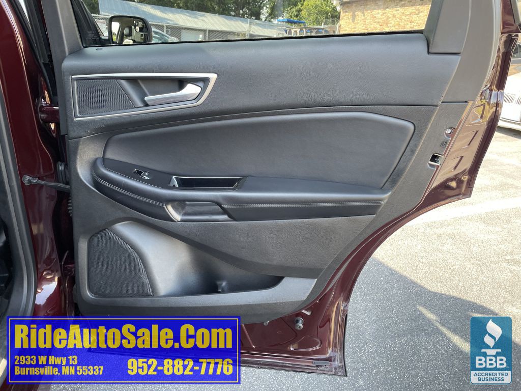 2018 Ford Edge Image 16