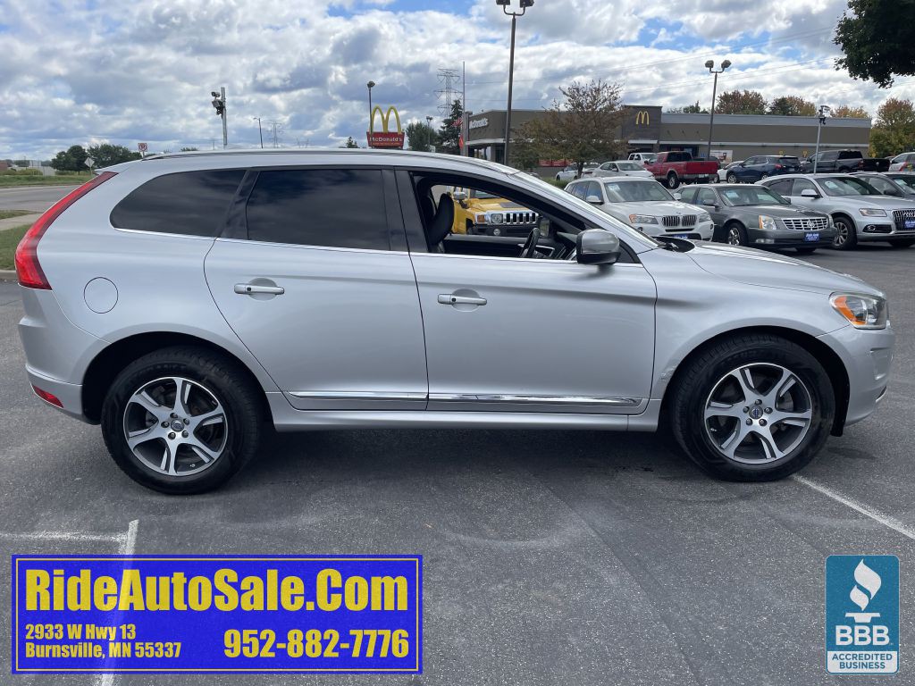 2015 Volvo XC60 Image 4