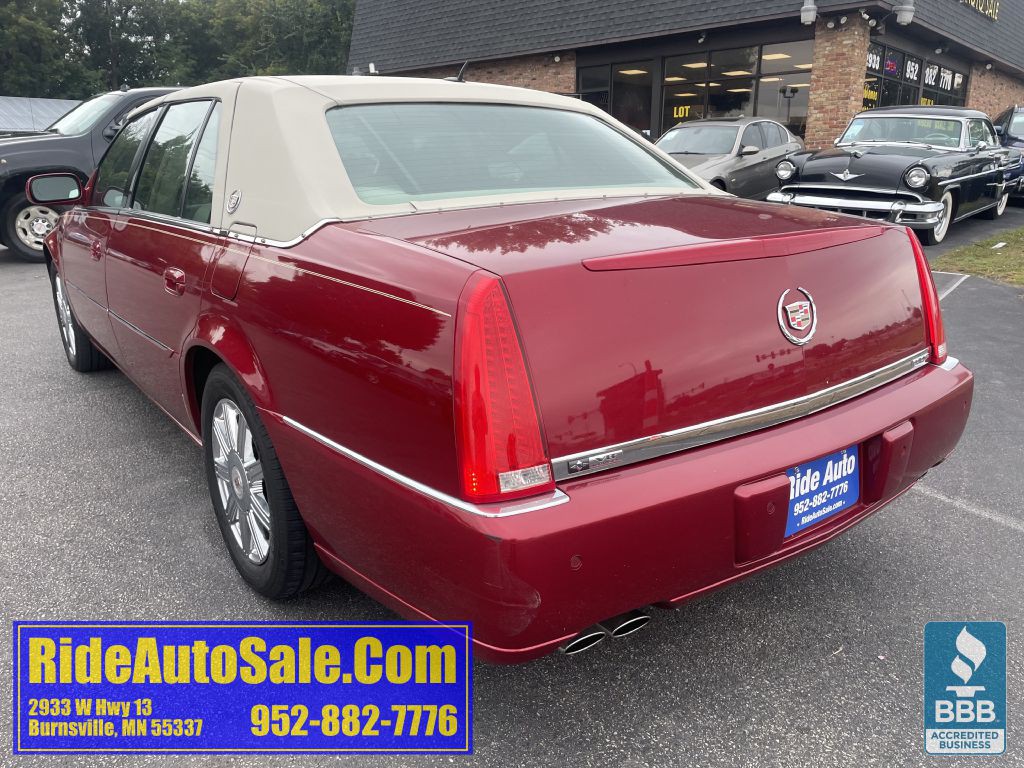 2008 Cadillac DTS Image 7
