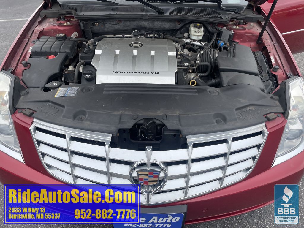 2008 Cadillac DTS Image 19