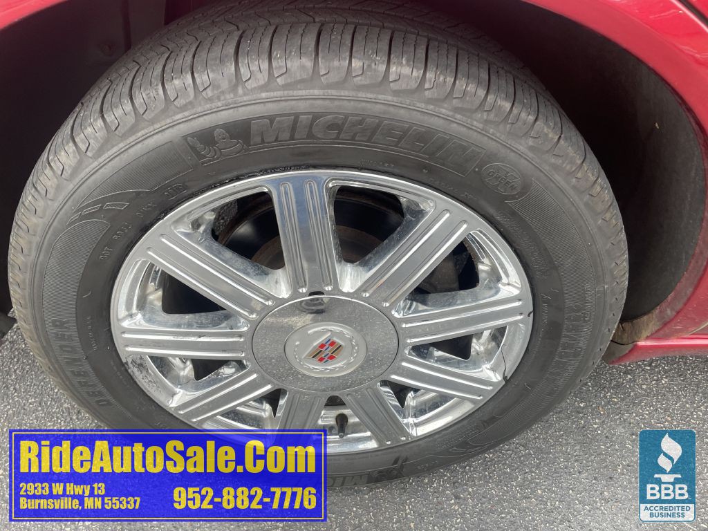 2008 Cadillac DTS Image 23