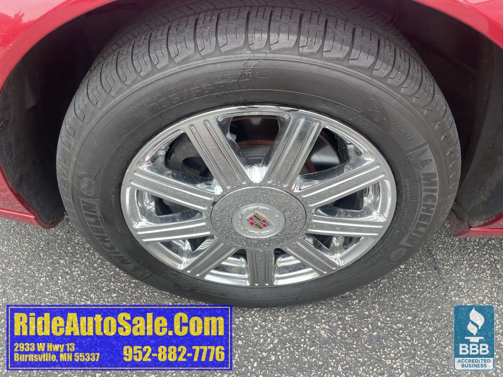 2008 Cadillac DTS Image 24