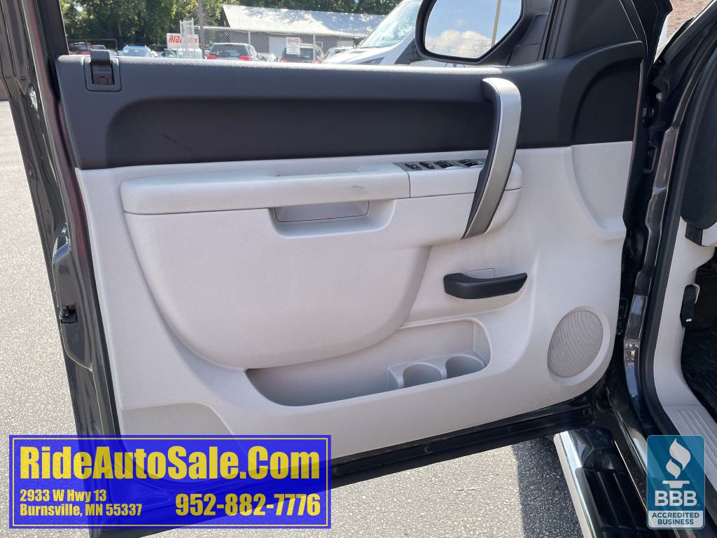 2011 Chevrolet Silverado 1500 Image 9