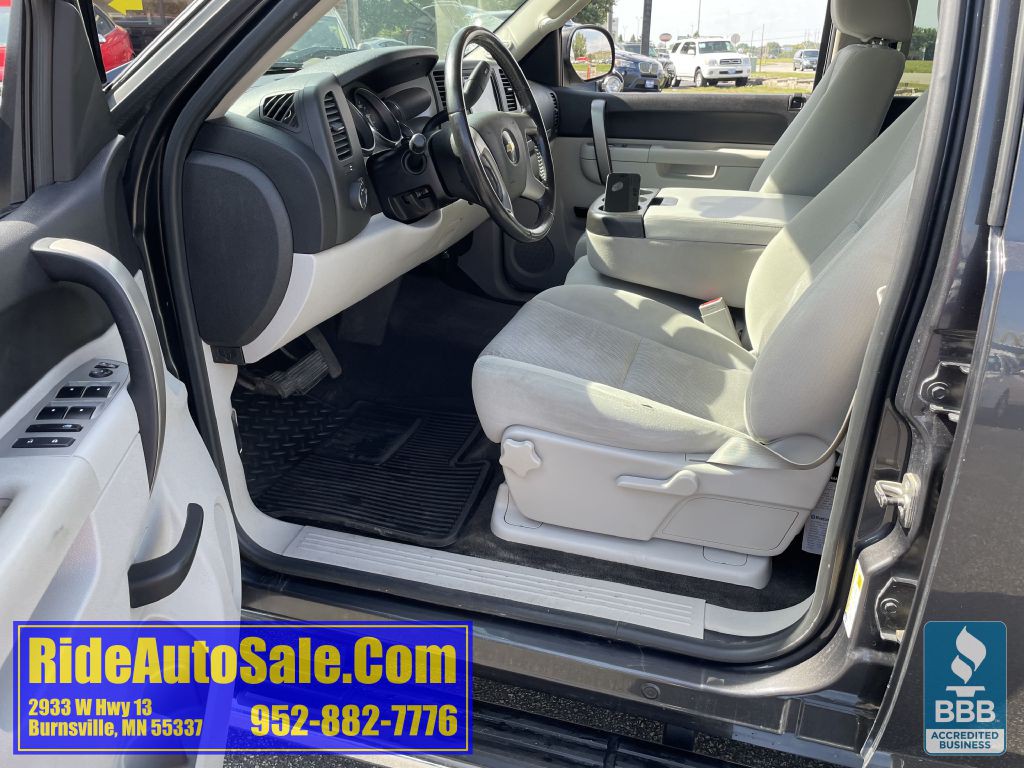 2011 Chevrolet Silverado 1500 Image 10