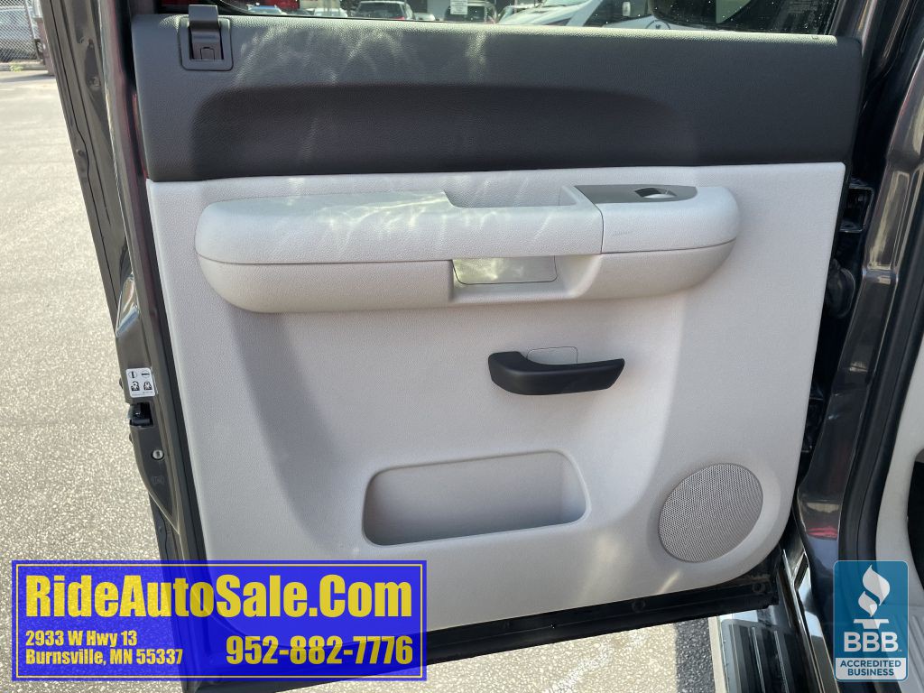 2011 Chevrolet Silverado 1500 Image 11