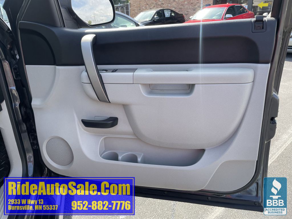 2011 Chevrolet Silverado 1500 Image 13