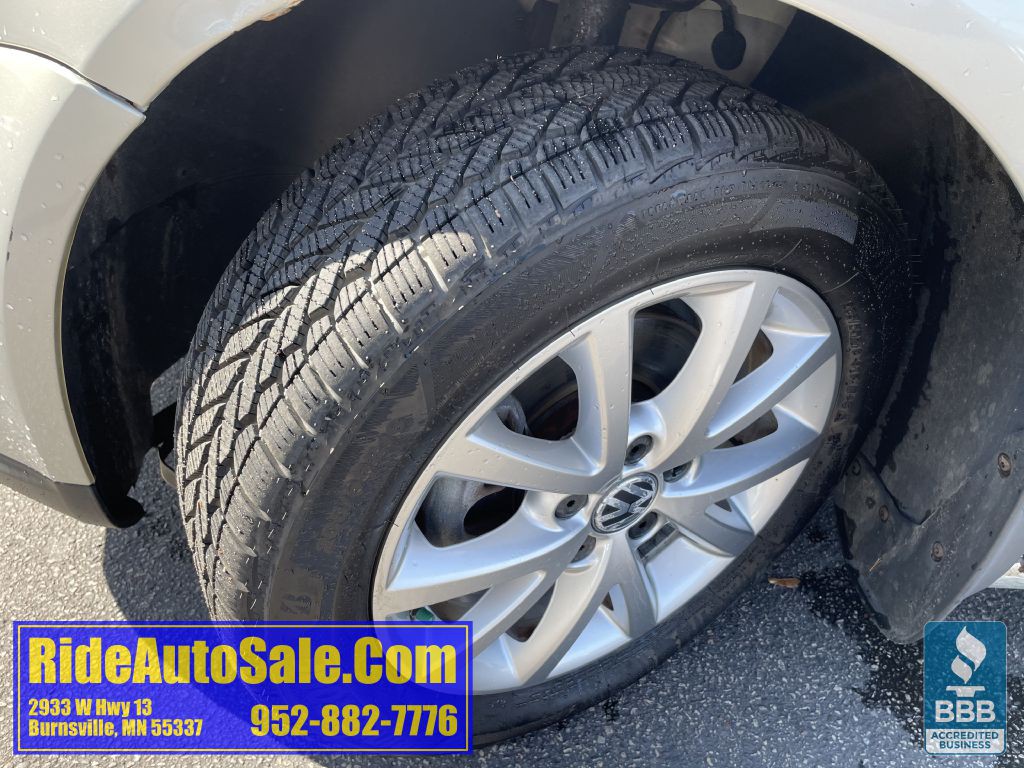 2010 Volkswagen Jetta Image 23