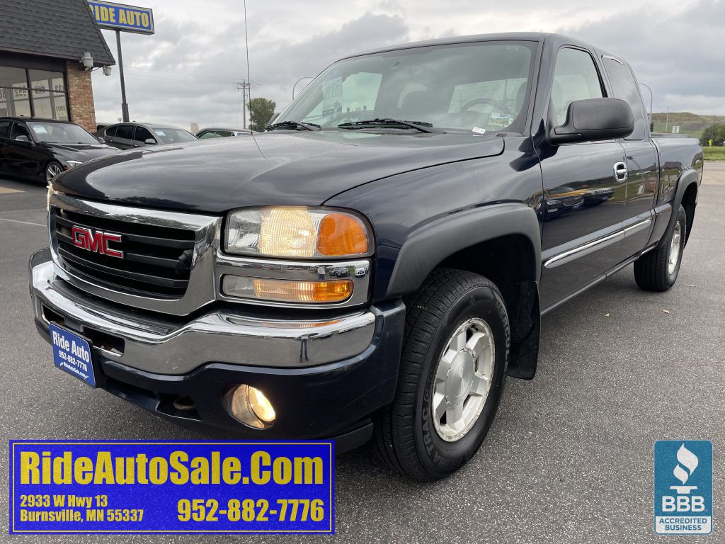 2005 GMC Sierra 1500 Image 1