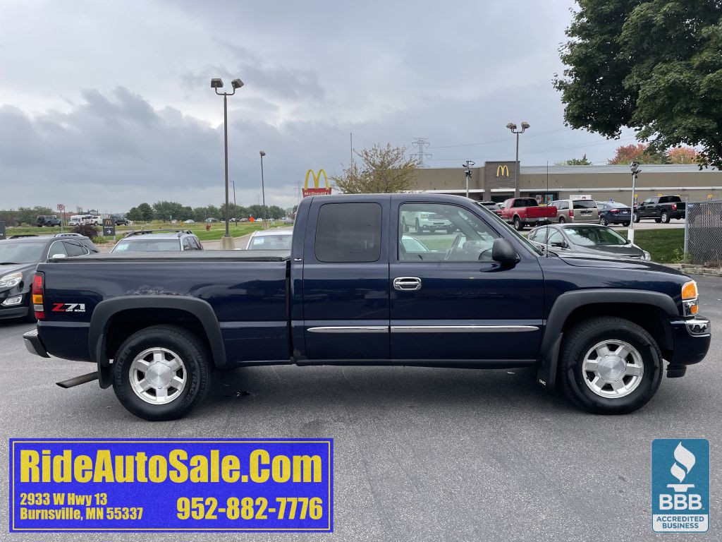 2005 GMC Sierra 1500 Image 4