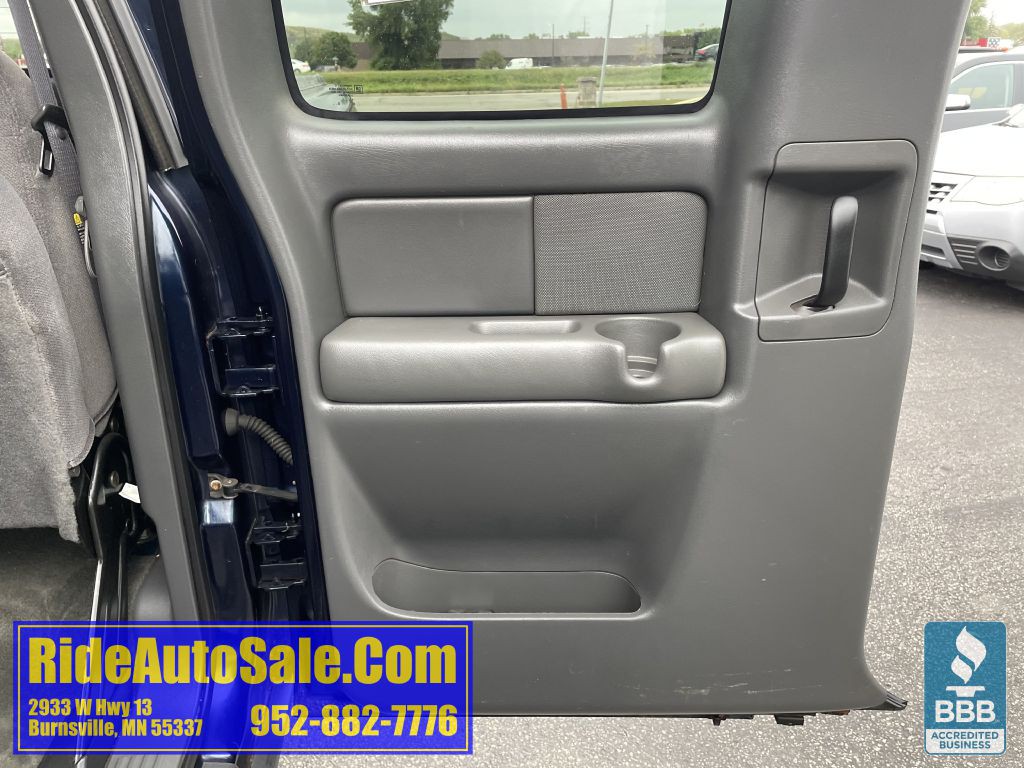 2005 GMC Sierra 1500 Image 11