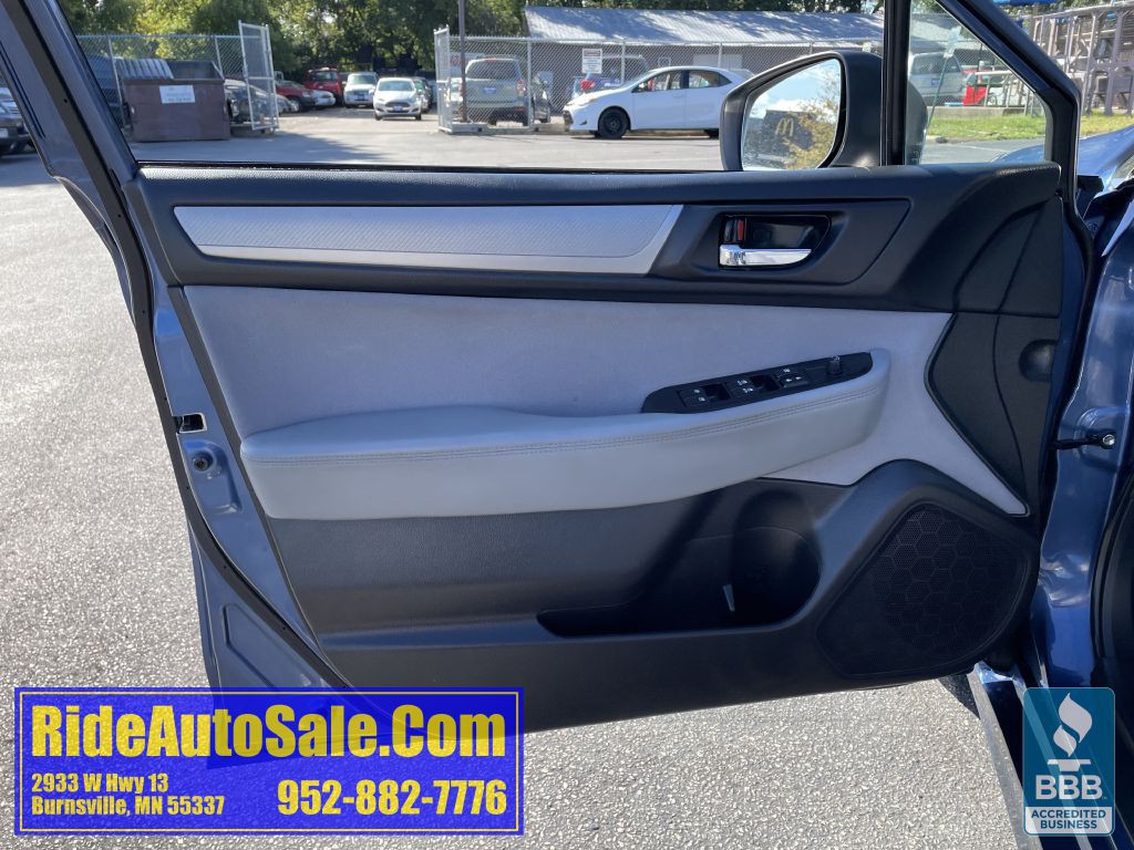 2019 Subaru Legacy Image 9