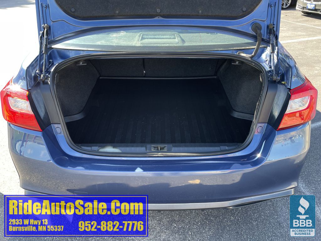 2019 Subaru Legacy Image 26