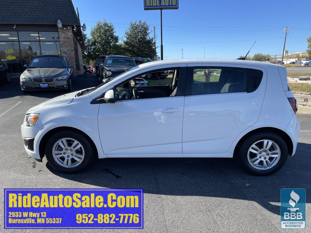 2012 Chevrolet Sonic Image 8