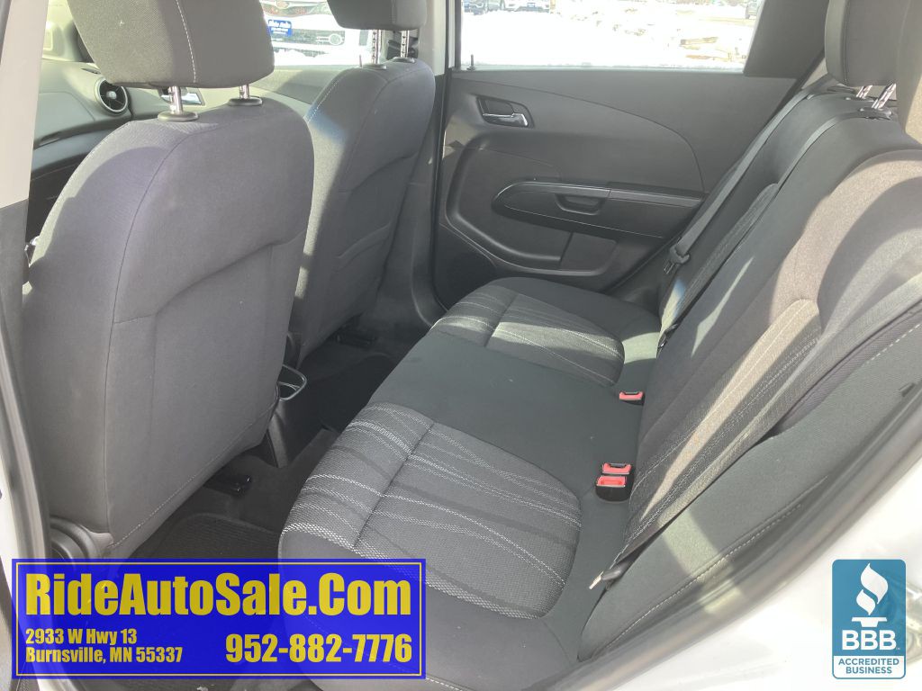 2012 Chevrolet Sonic Image 11