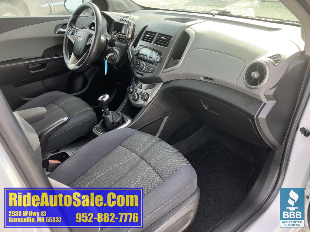 2012 Chevrolet Sonic Image 13