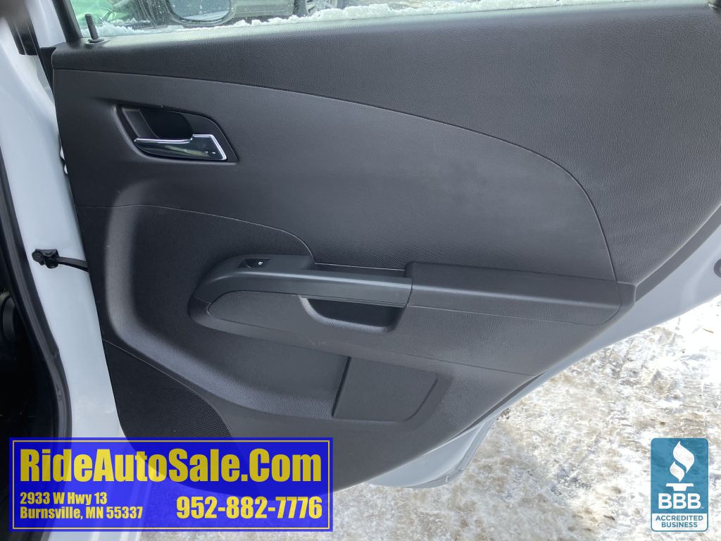 2012 Chevrolet Sonic Image 14