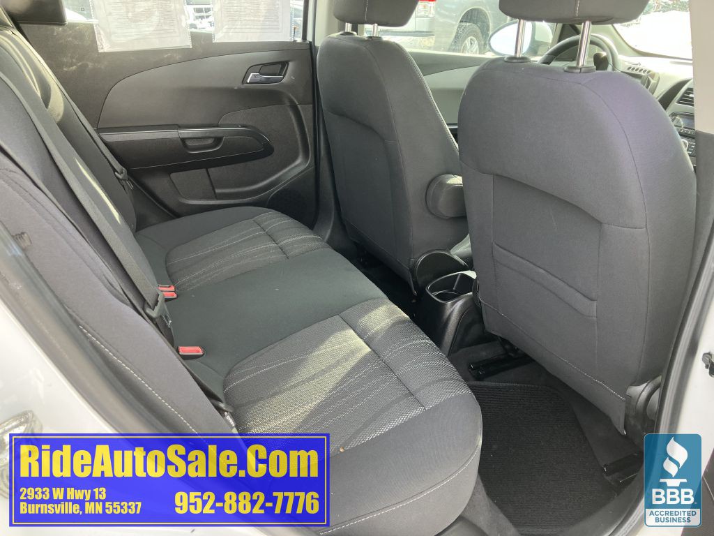 2012 Chevrolet Sonic Image 15