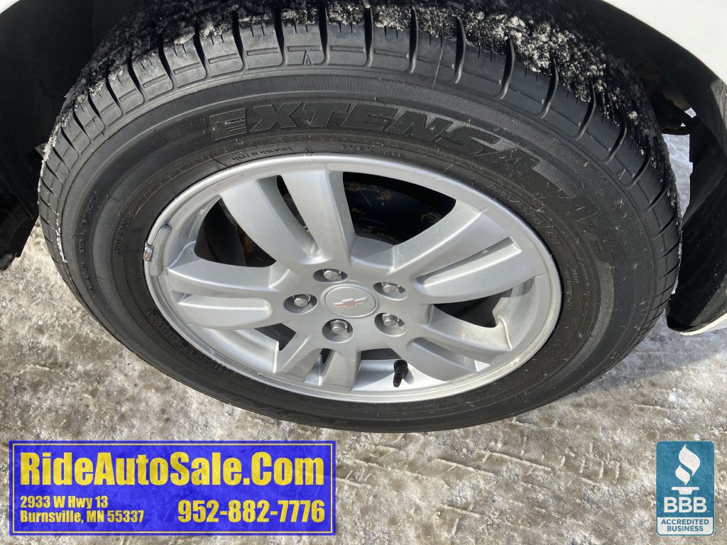 2012 Chevrolet Sonic Image 22