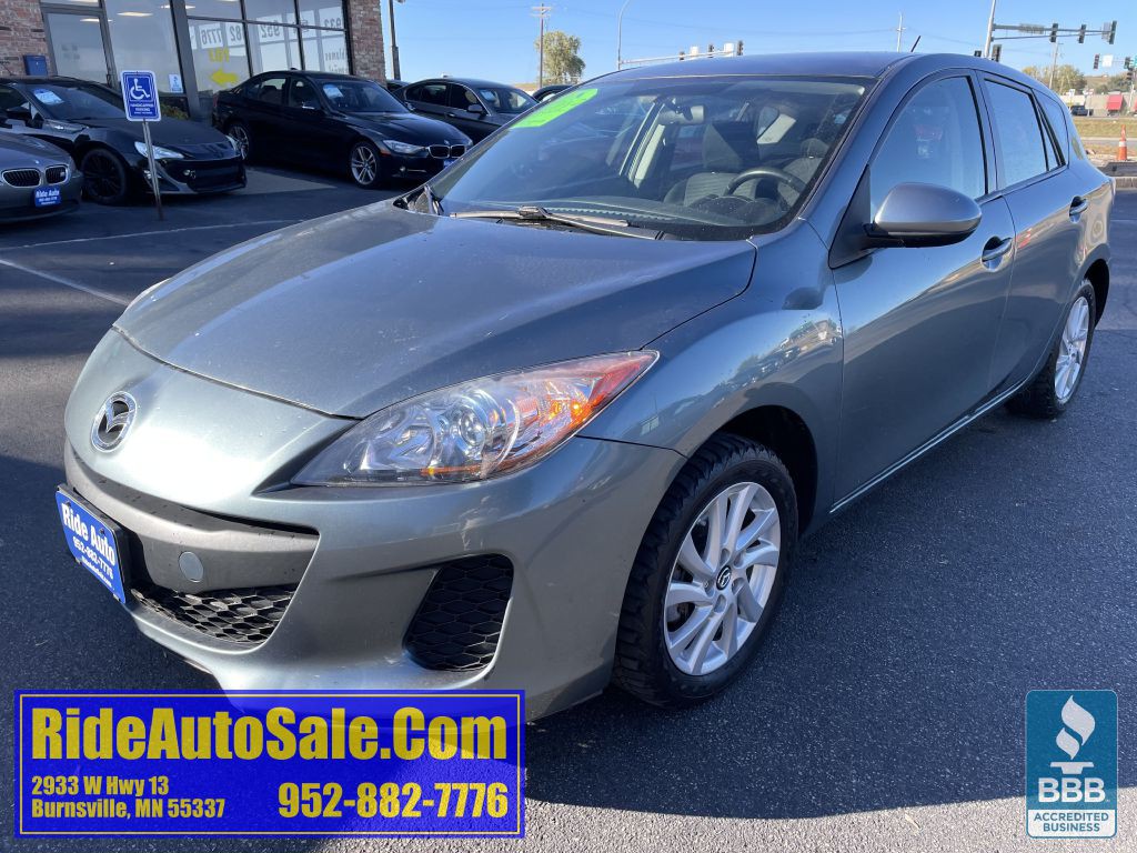 2013 Mazda Mazda3 Image 1