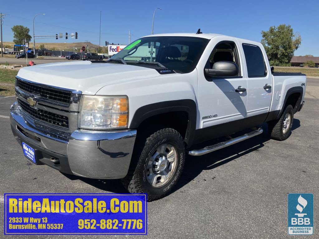 2010 Chevrolet Silverado 1500 Image 1