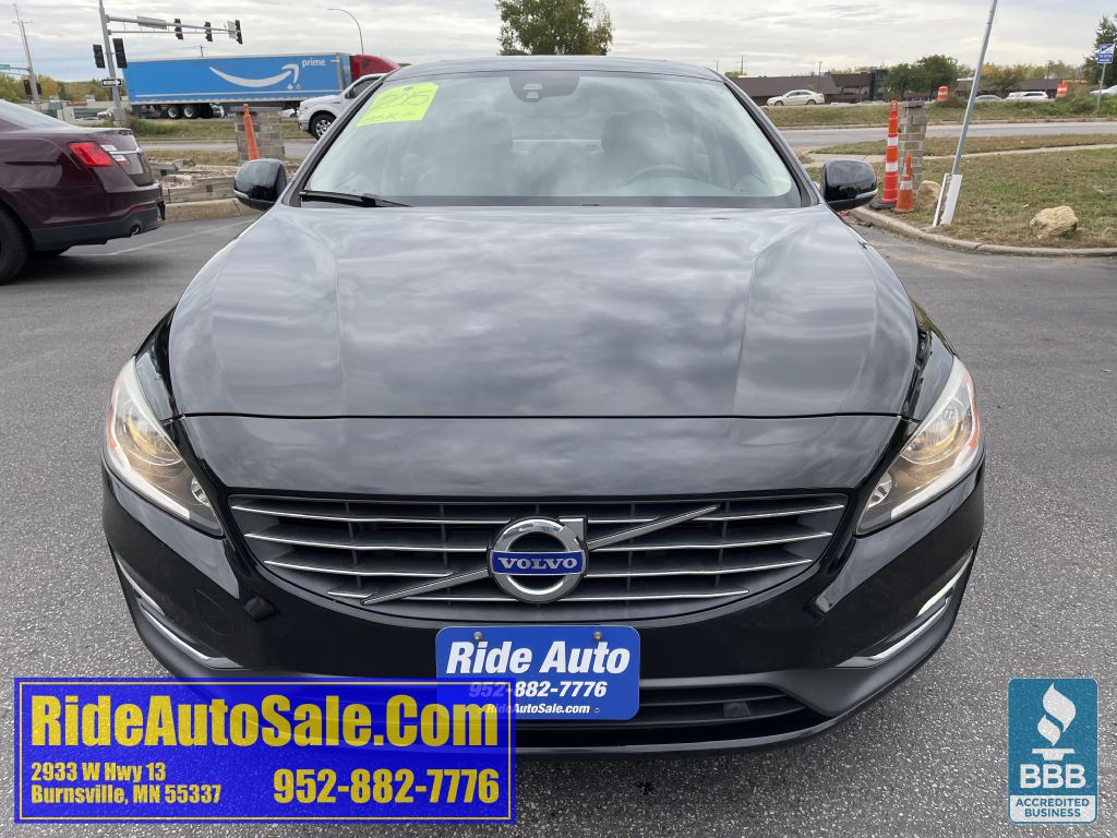 2015 Volvo S60 Image 2