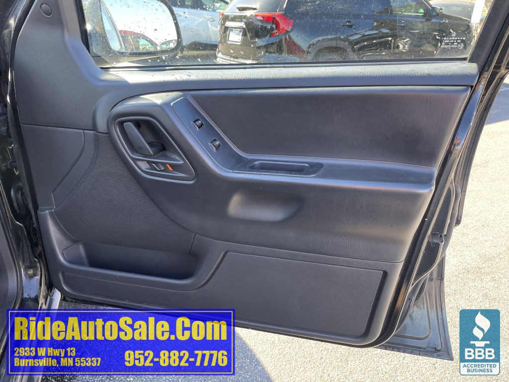2004 Jeep Grand Cherokee Image 13