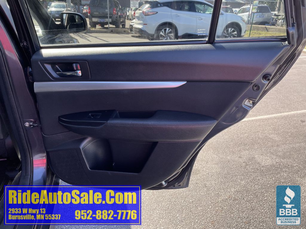 2010 Subaru Outback Image 15