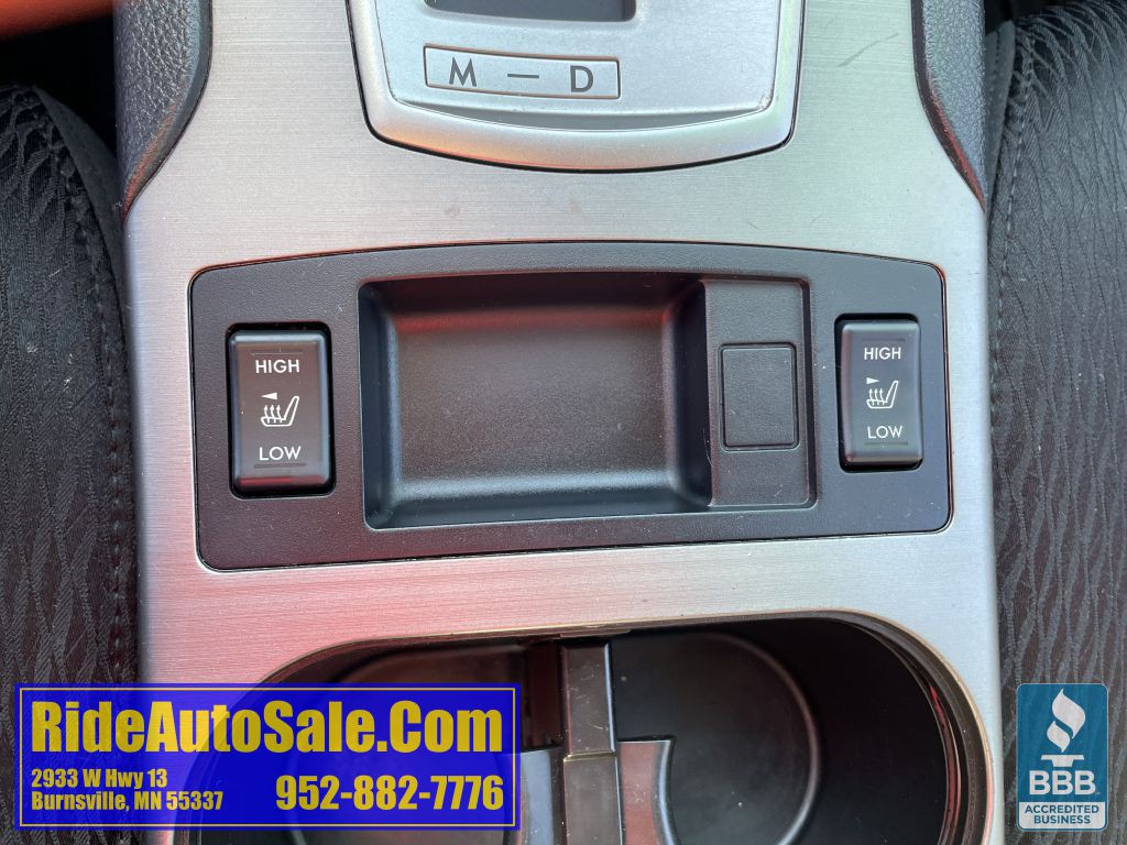 2010 Subaru Outback Image 18