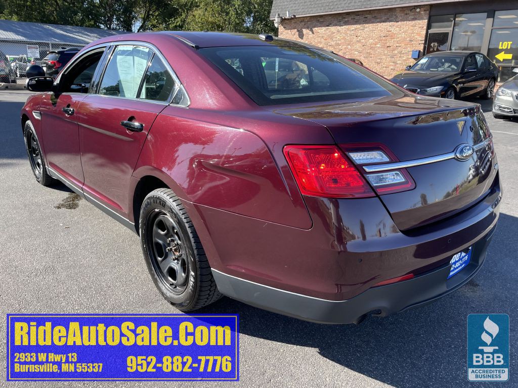 2015 Ford Taurus Image 8