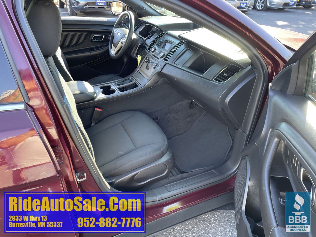 2015 Ford Taurus Image 15